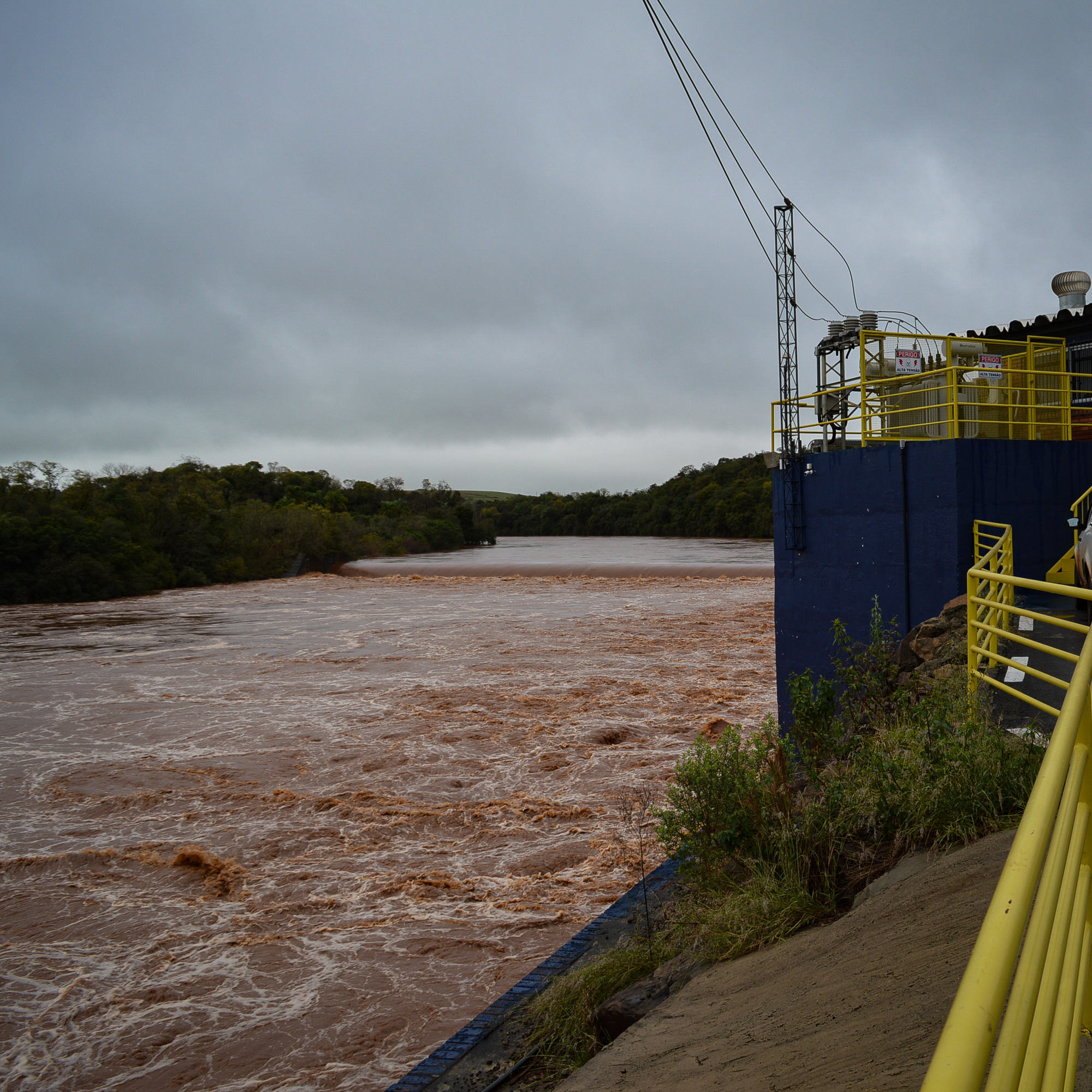 PERÍODO DA PIRACEMA INICIOU EM OUTUBRO E AMPLIOU RESTRIÇÕES DA PESCA NAS USINAS