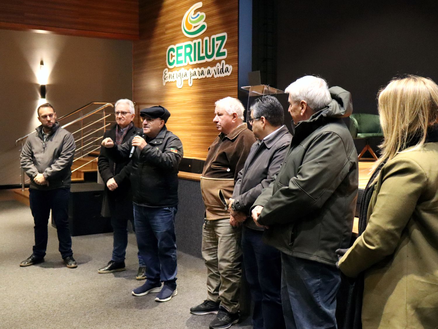 CERILUZ RECEBE COMITIVA DE COOPERATIVAS DE INFRAESTRUTURA PAULISTAS PARA TROCA DE EXPERIÊNCIAS TÉCNICAS E DE GESTÃO