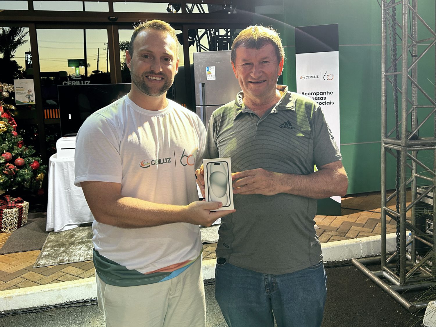 CERILUZ FAZ ENTREGA DOS PRÊMIOS DA CAMPANHA FATURA DIGITAL PREMIADA